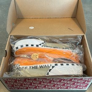Unique Slip-on Platform Vans with a Taxi flare